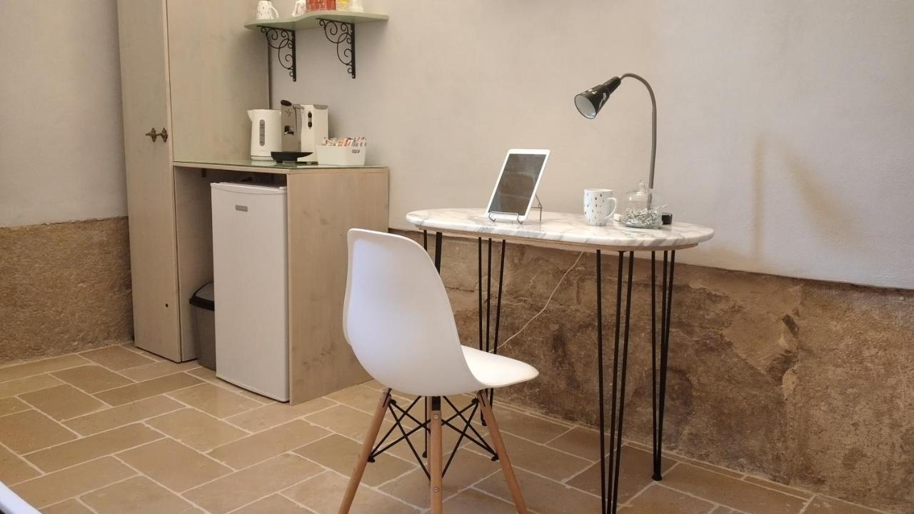 Lithos Guest Room Барлетта Екстер'єр фото